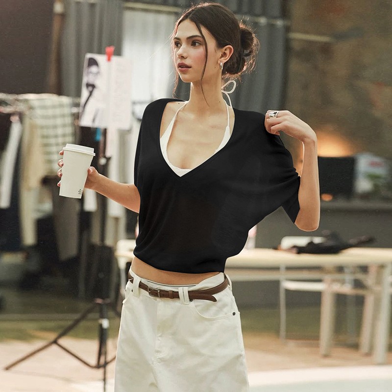 Pink Blouse Loose Fit V Neck S - Fashion Streetwear 评论和价格