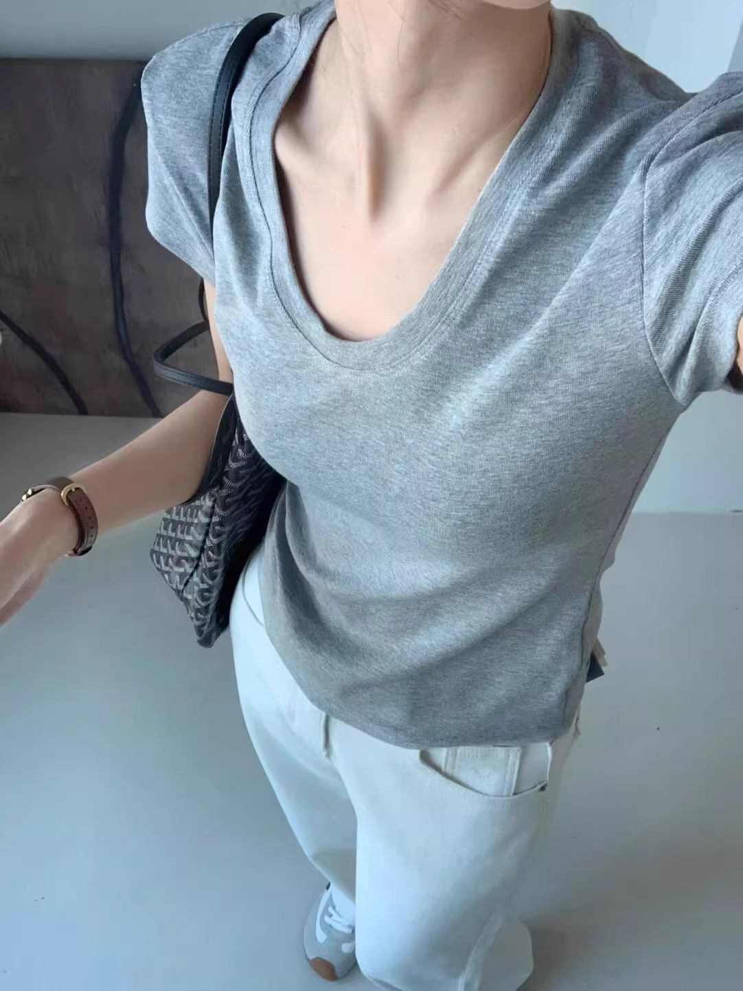 U-Neck Shoulder Short Sleeve T - Fashion Streetwear 评论和价格